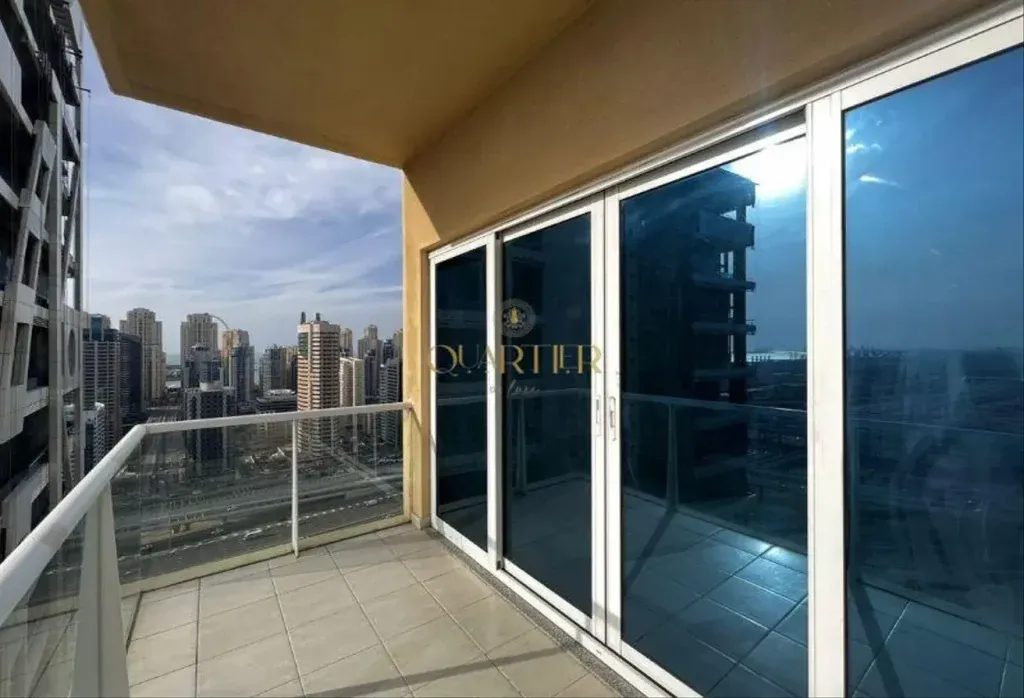 imgi_13_Apartment-for-Rent-in-Lake-View-Tower-6-1024x698