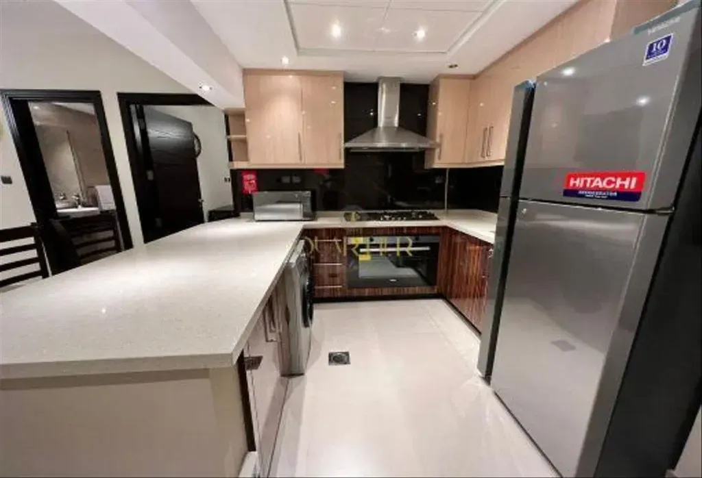 imgi_15_Apartment-for-Rent-in-Downtown-Dubai-kitchen-1024x698