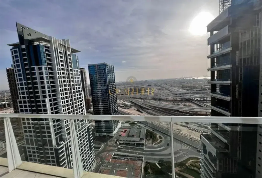 imgi_7_Apartment-for-Rent-in-Lake-View-Tower-7-1024x698