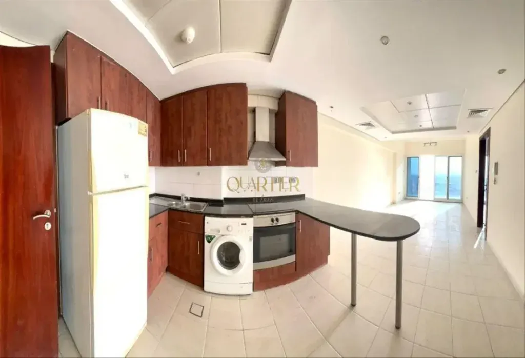 imgi_8_Apartment-for-Rent-in-Lake-View-Tower-1024x698